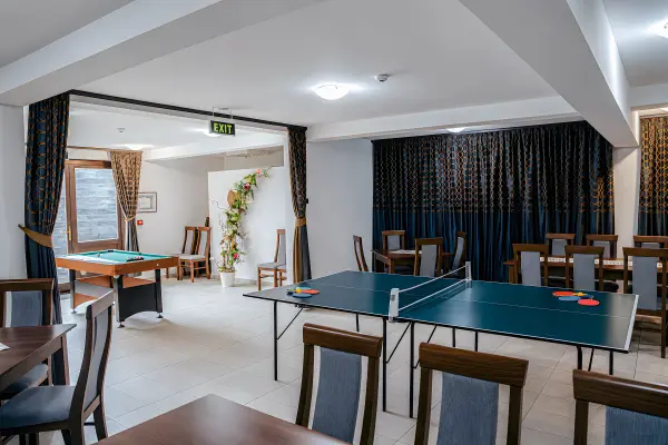 Sala de evenimente tenis de masa si mini biliard – Pensiunea Veranda, Remetea, Harghita