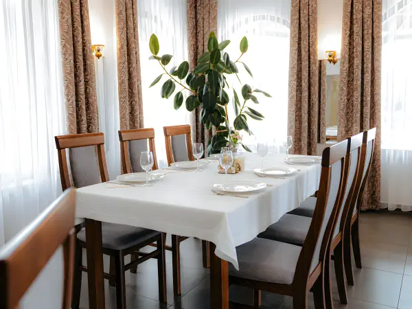 Restaurant masa pentru grupuri – Pensiunea Veranda, Remetea, Harghita