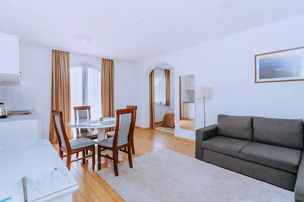 Cazare gheorgheni pensiunea veranda remetea apartament dormitor – Pensiunea Veranda, Remetea, Harghita
