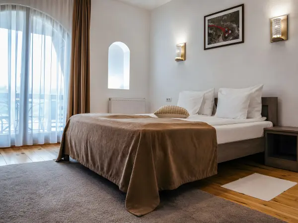 Camera dubla cu balcon privat – Pensiunea Veranda, Remetea, Harghita